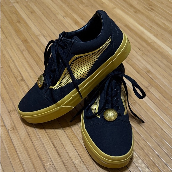 VANS Harry Potter Old Skool 'Golden Snitch - Picture 1 of 7